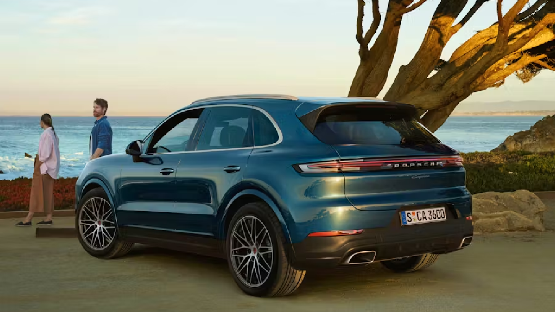 Even more breathtaking from many angles: the Cayenne.